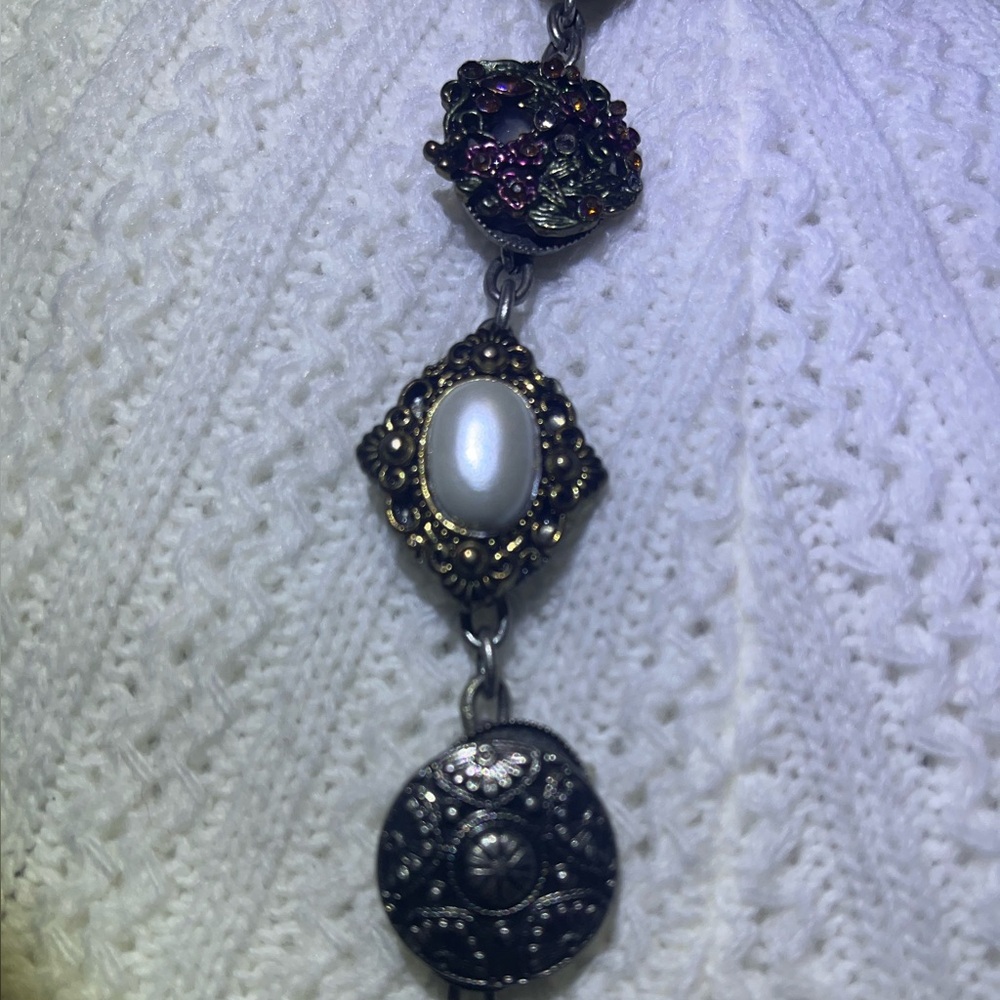 Vintage bracelet with mother of pearl cabochons with toggle clasp 8 inches